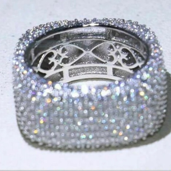 New Unisex 925 Silver Luxury Statement Diamond Ring - Picture 4 of 6